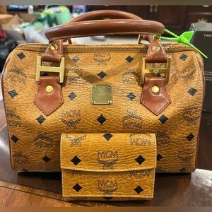 MCM Boston Bag w/ Matching Wallet, Fully Authenticated, EUC NO CALLOUTS